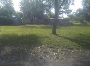 73 Cortinas Rd, Goliad, TX 77963