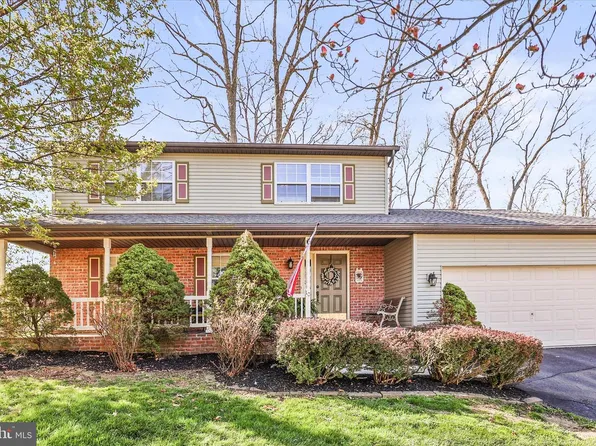 10 Amanda Ave, Hanover, PA 17331