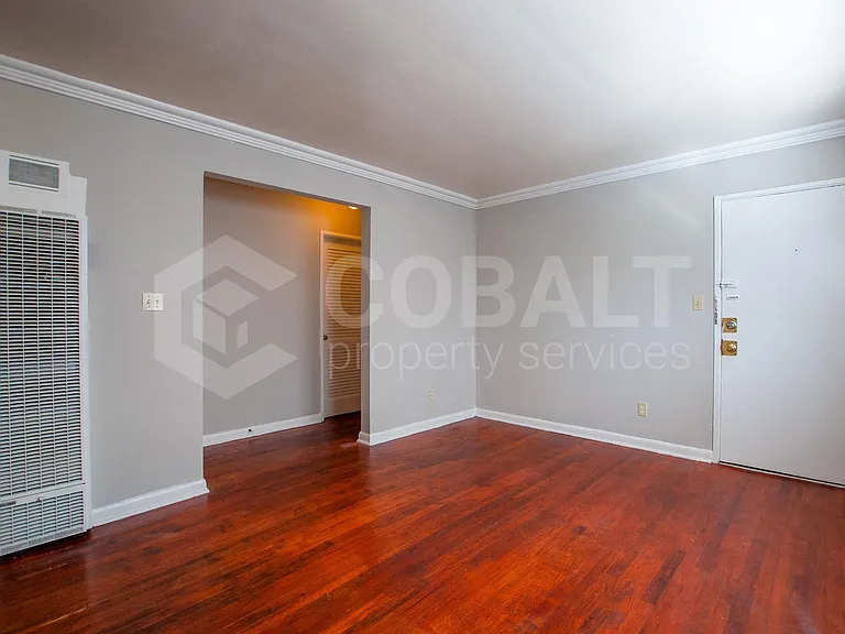 1009 Greenwood Ave NE #8 — Photo 5