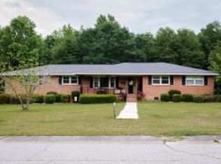 221 Clemson St, Williston, SC 29853