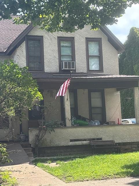 1st image of 1811 Polk St NE