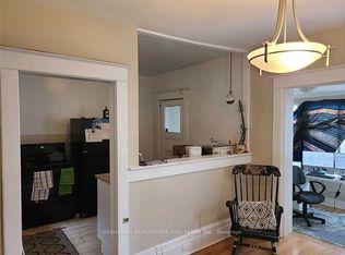 609 College St #2-C01, Toronto, ON M6G 1B5