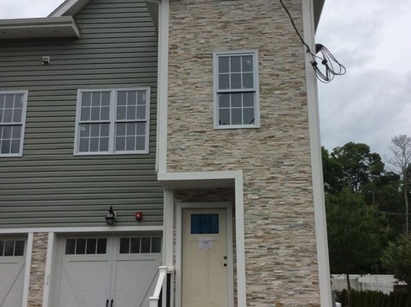 Hudson MA Condos & Apartments For Sale - 10 Listings | Zillow