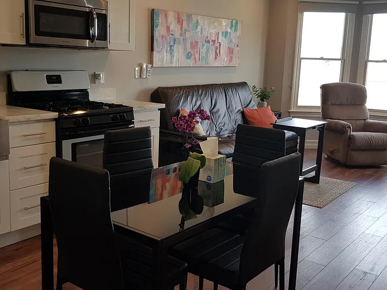 204 Valencia St #5 — Photo 1