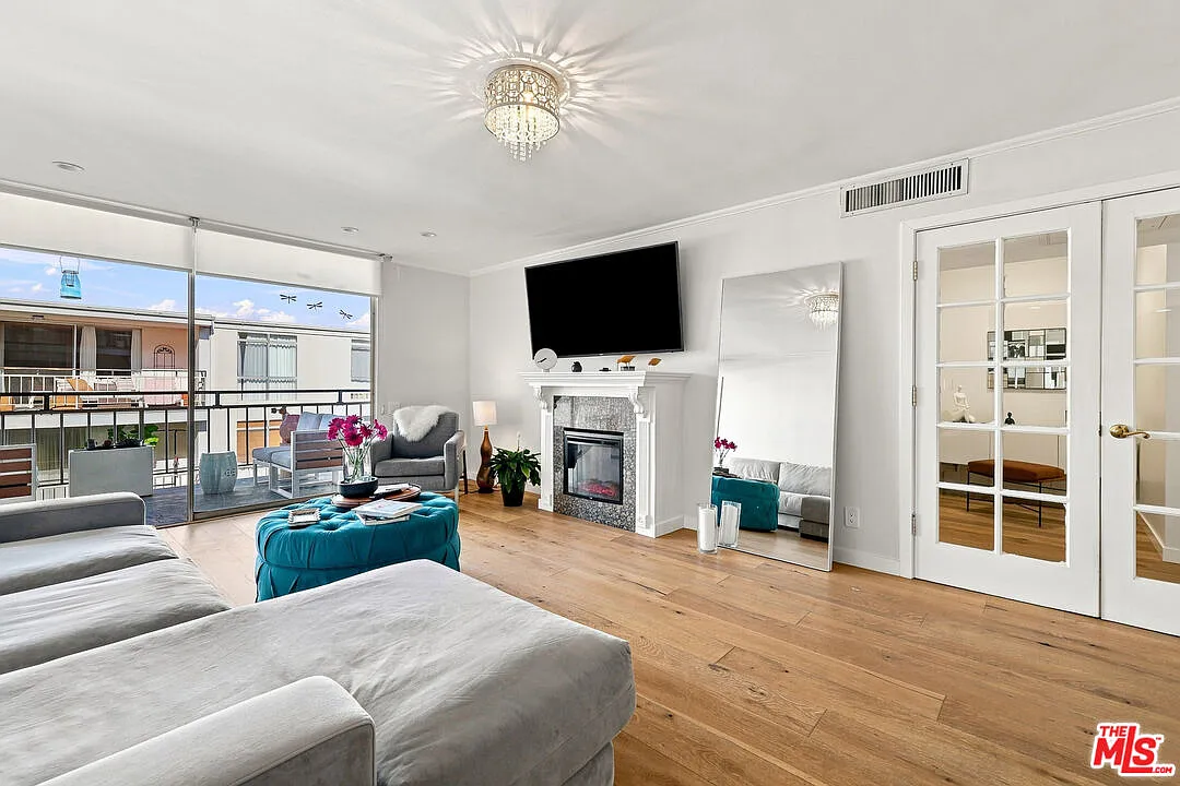 2 bed, 2.0 bath, $3,800 — Photo 1