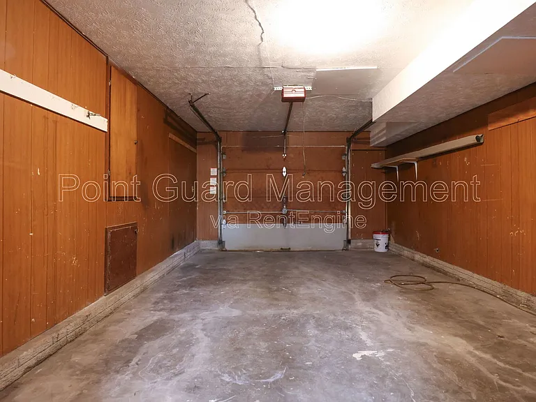 5917 Fort St #5917 — Photo 22