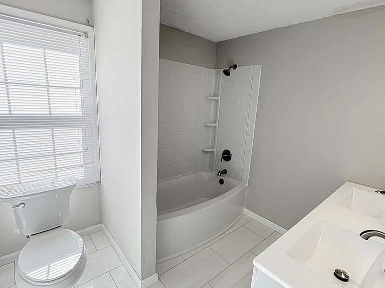 204 Grey Rd — Photo 11