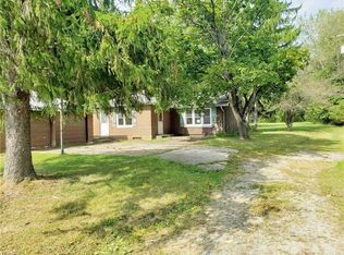 2810 Dunbar Dr, Uniontown, OH 44685
