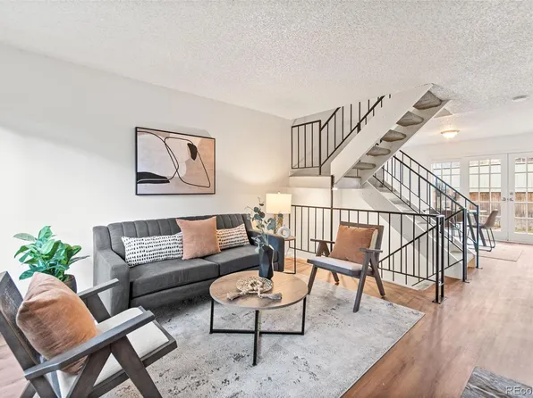 2297 S Oswego Way, Aurora, CO 80014