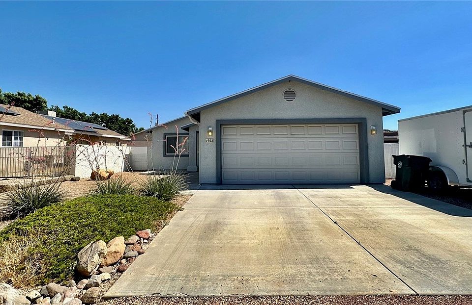 1922 Hope Ave, Kingman, AZ 86401 | Zillow