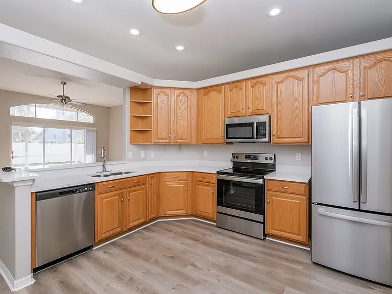 3720 Hollow Wood Dr — Photo 7