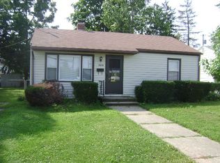 1814 Woodman Dr, Kettering, OH 45420