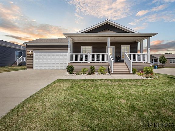 2nd image of 5933 Trillium Hills Dr