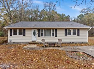 27 East Dr, Jacksonville, NC 28546