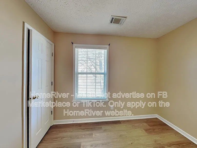 1155 Winthrope Chase Dr — Photo 12