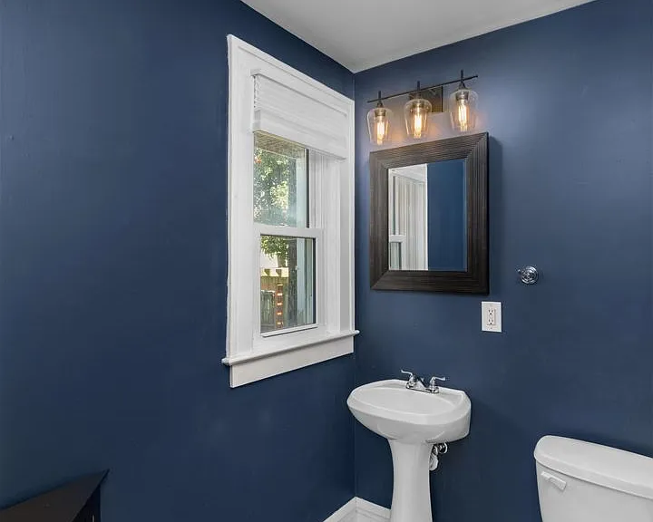 3124 Gurney Ave — Photo 12