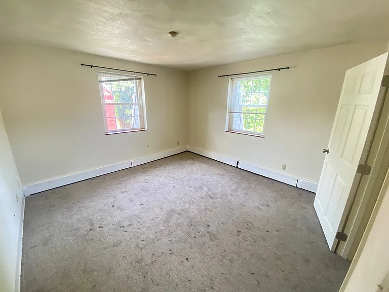148 Sycamore St #16 — Photo 19