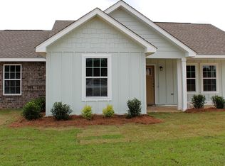 122 Tayah Dr, Lucedale, MS 39452