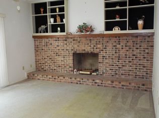 6 Buckingham Ct, Sewell, NJ 08080