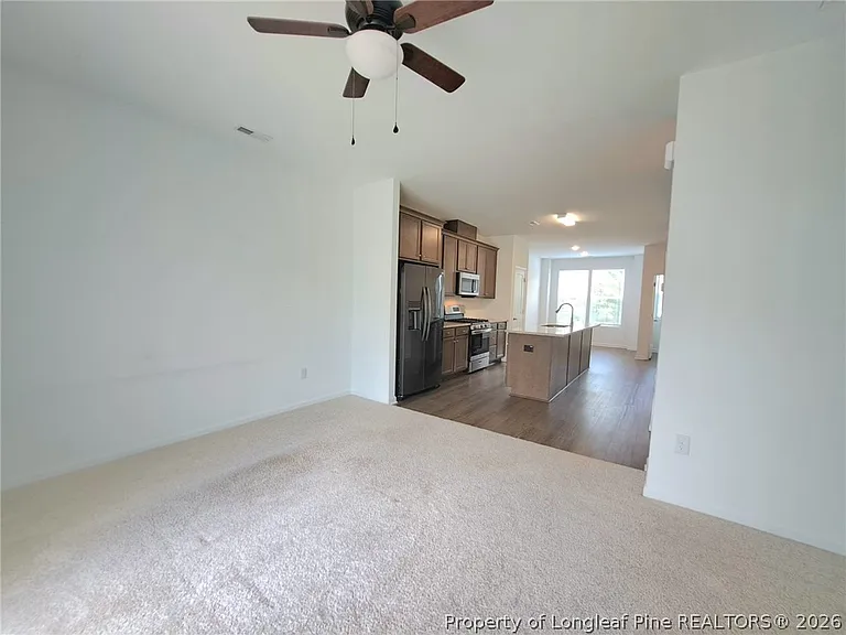 1939 Robin Hill Ln — Photo 7