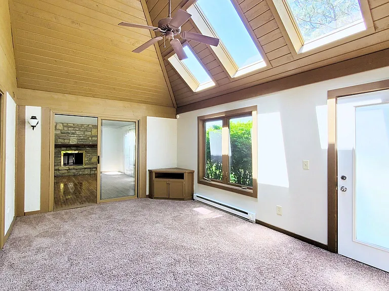 5990 Kirkwall Ct W — Photo 19