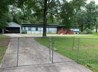 3022 E Davis St, Conroe, TX 77301