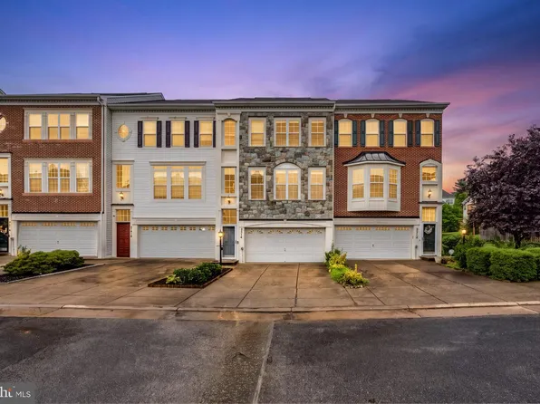 2514 Basin View Ln, Woodbridge, VA 22191