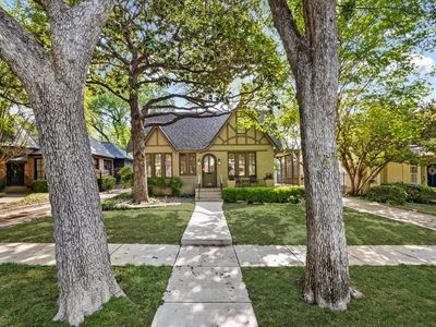 1405 Clover Ln, Fort Worth, TX, 76107