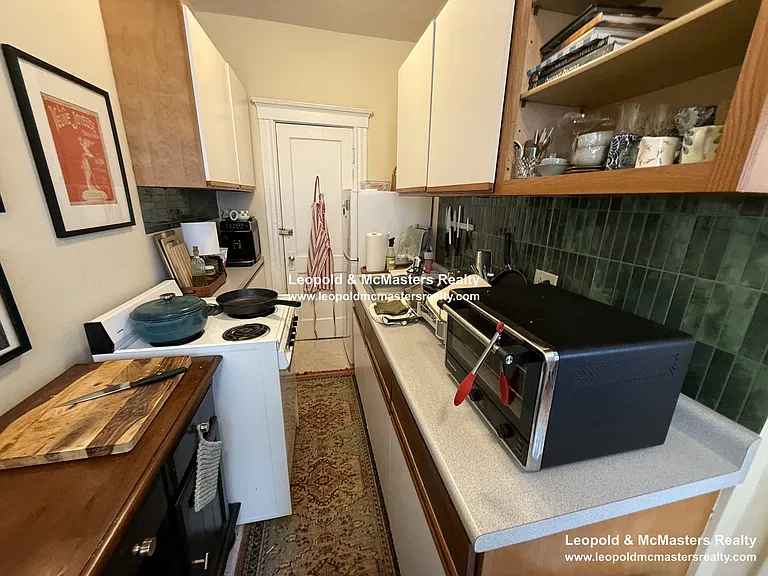 Kelton Street Apartments — Photo 69