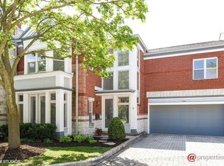 14 Manchester Ln, Elmhurst, IL 60126