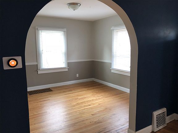 4th image of 338 Tonti St