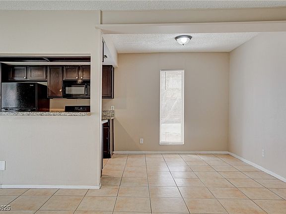 4th image of 1405 Vegas Valley Dr APT 170