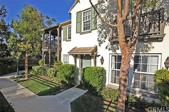 2nd image of 48 Leucadia