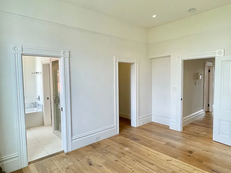 3346 Clay St — Photo 14