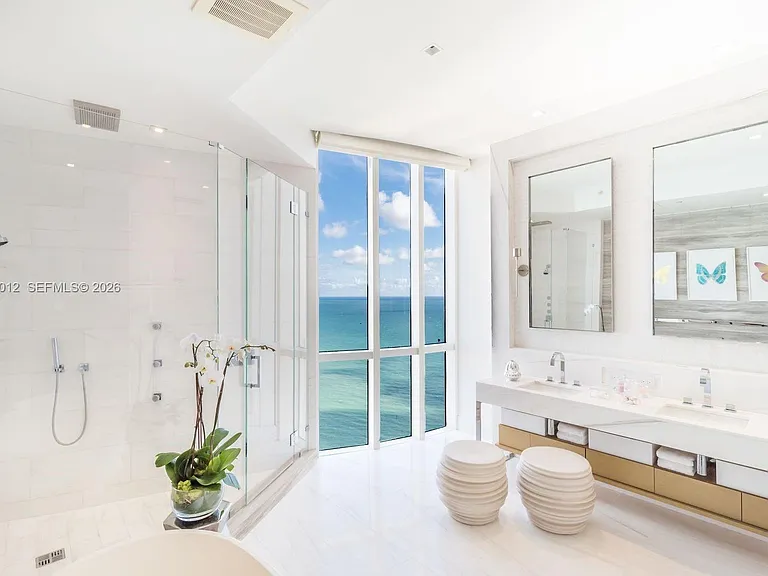 16001 Collins Ave #3201 — Photo 16
