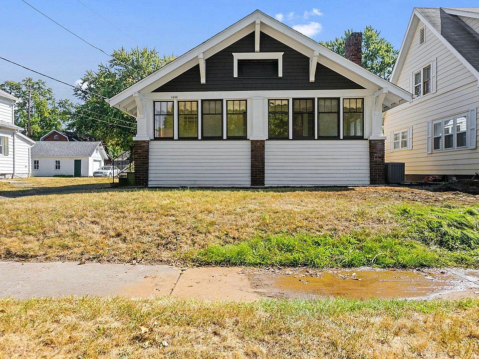 1st image of 1209 E Jackson Blvd