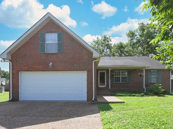 621 Kings Way Dr, Old Hickory, TN 37138