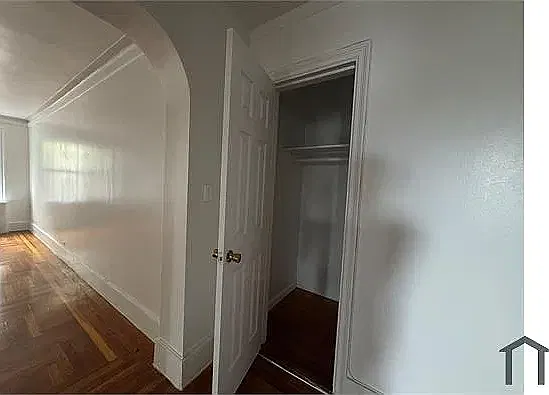 1 bed, 700 sqft, $2,200 — Photo 2