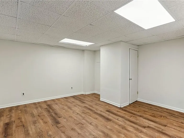 2888 Bonanza Dr — Photo 29
