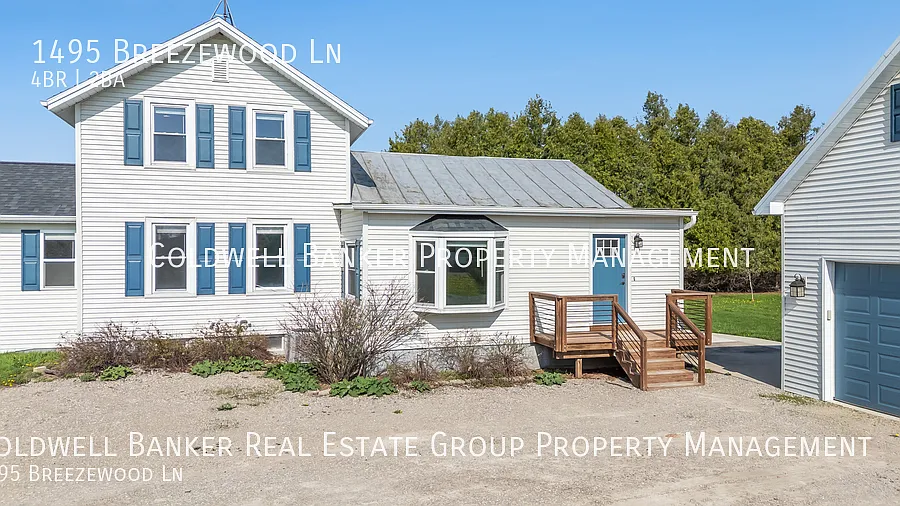 1495 Breezewood Ln