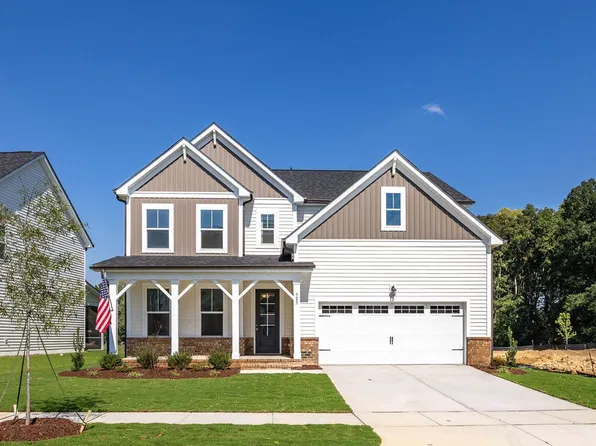 325 Longleaf Glen Ln, Zebulon, NC 27597
