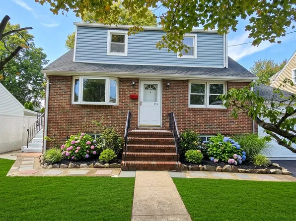 713 1st St, Secaucus, NJ
