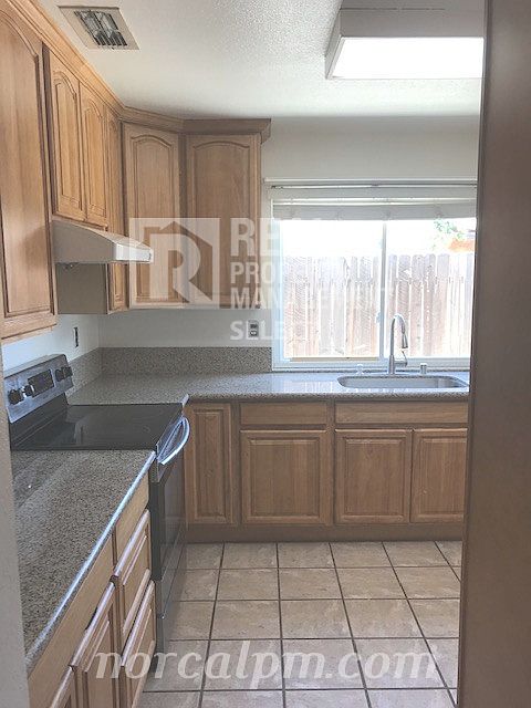 1st image of 8364 Bloomington Dr