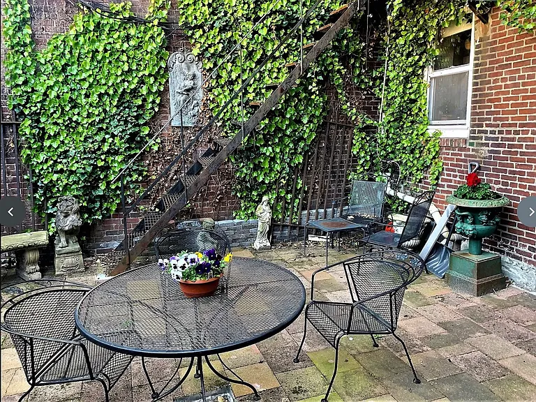 93 Endicott St #2 — Photo 11