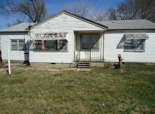 2752 N Wellesley Ave, Wichita, KS 67220