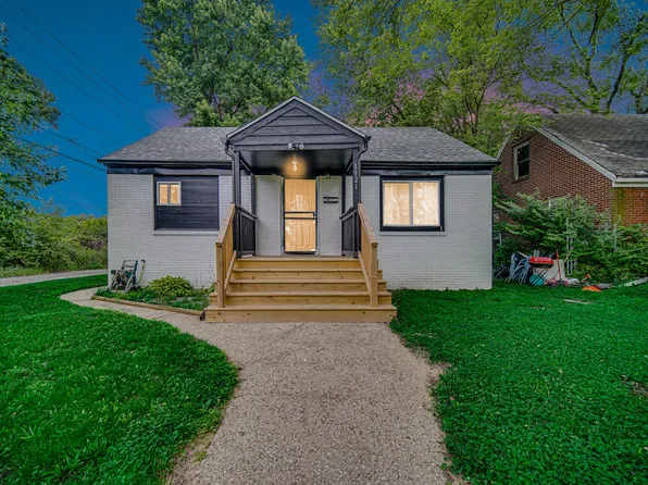 1121 Wright St, Gary, IN 46404