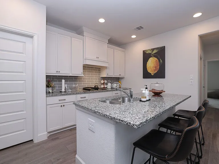 317 Rise Ln — Photo 18