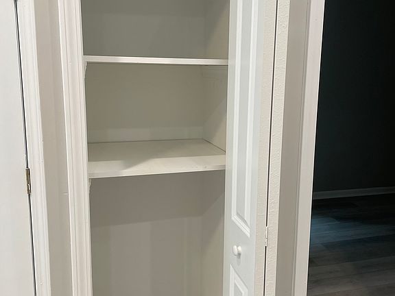 5th image of 2535 S Trumbull Ave #2