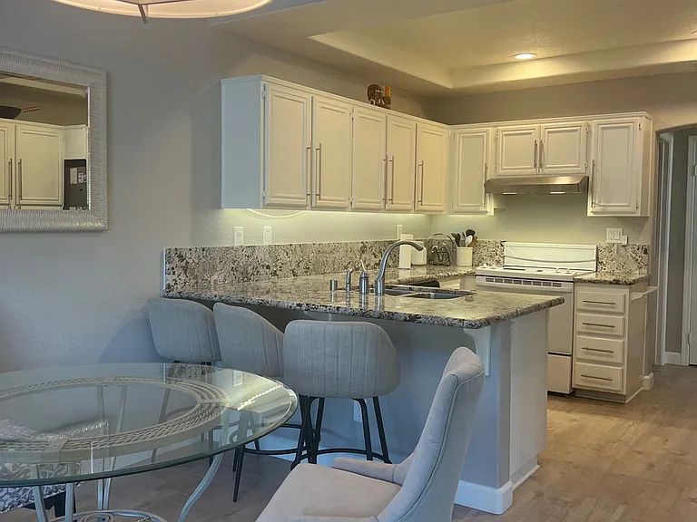 29601 Circle R Greens Dr — Photo 4