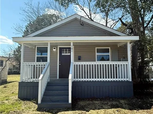 101 N 6th St, Suffolk, VA 23434